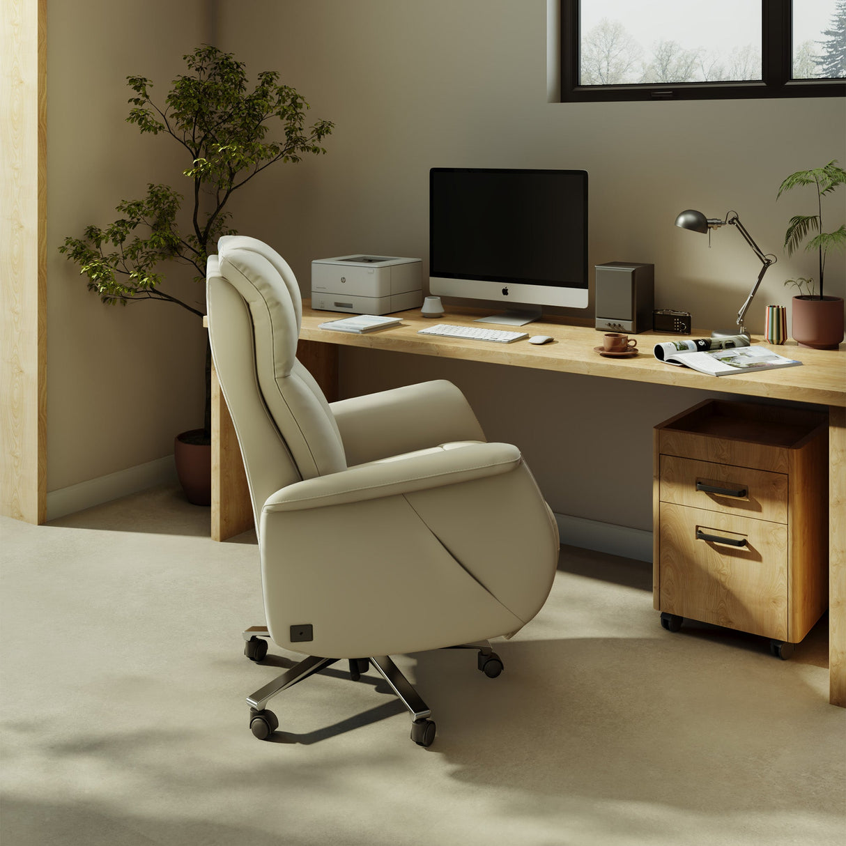 M73 Powered Office Chair
