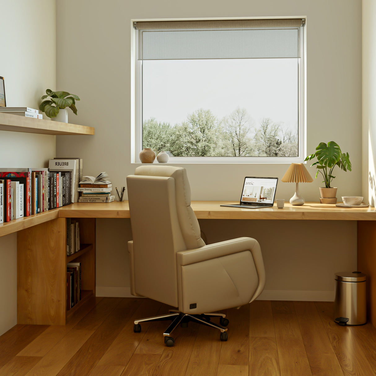 M63 Powered Office Chair