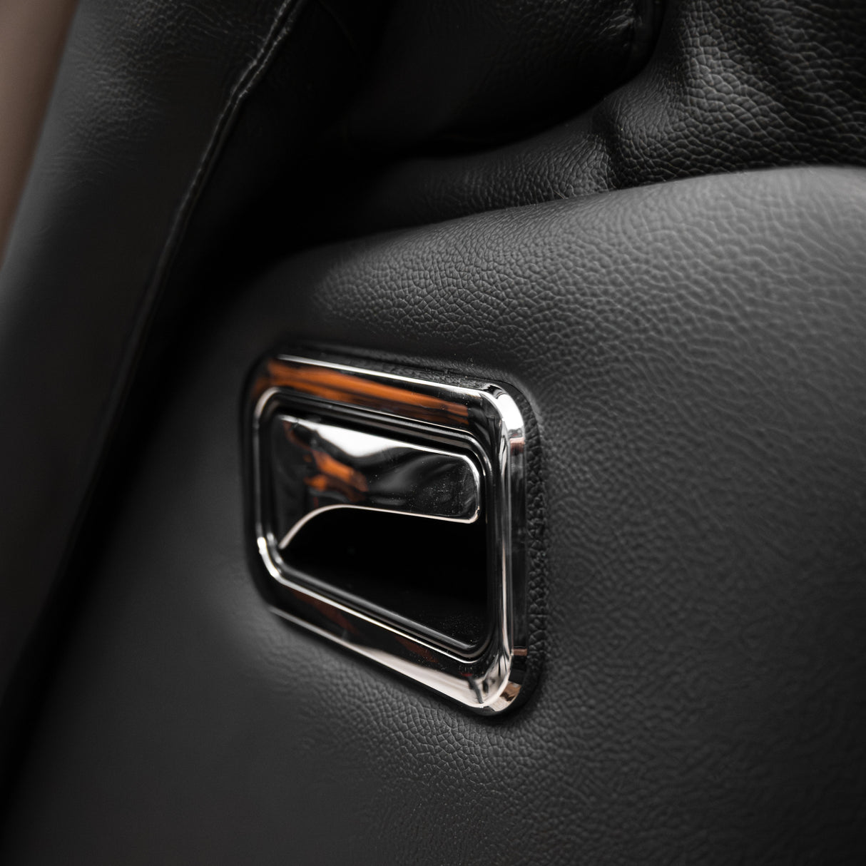 M78 Powered Office Chair