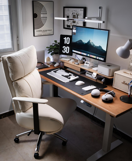 How to Create a Workspace That Feels Put-Together